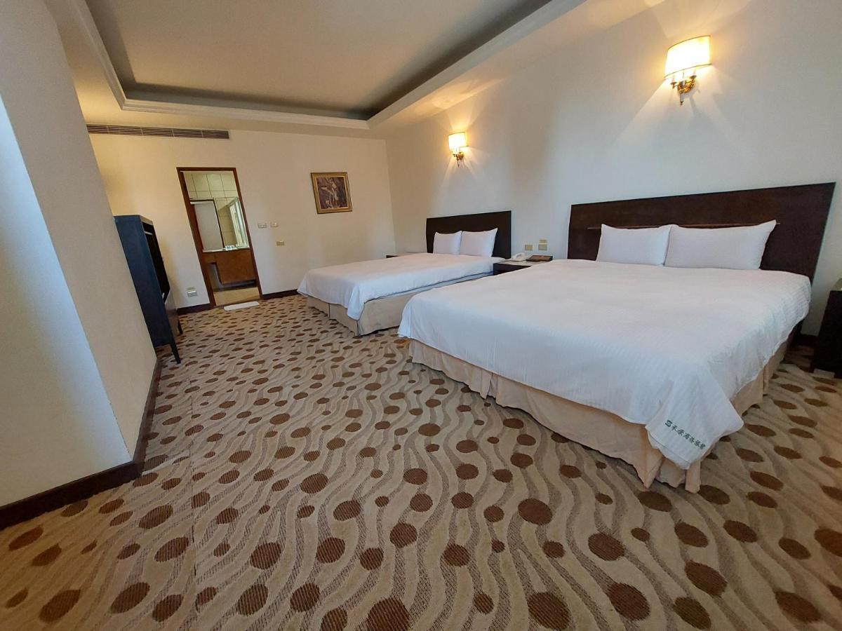 Herkang Hotel Tchaj-čung Exteriér fotografie