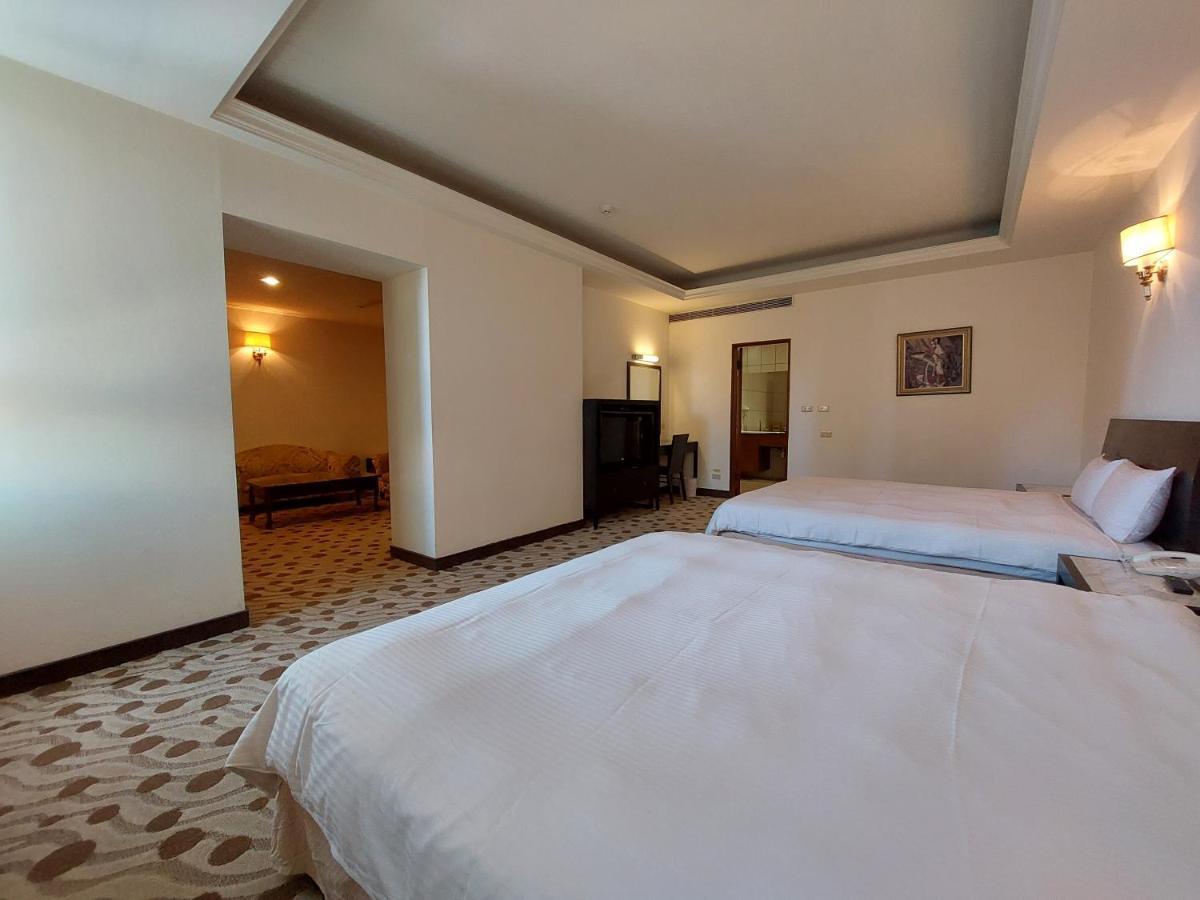 Herkang Hotel Tchaj-čung Exteriér fotografie