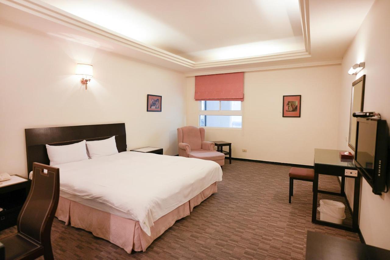Herkang Hotel Tchaj-čung Exteriér fotografie